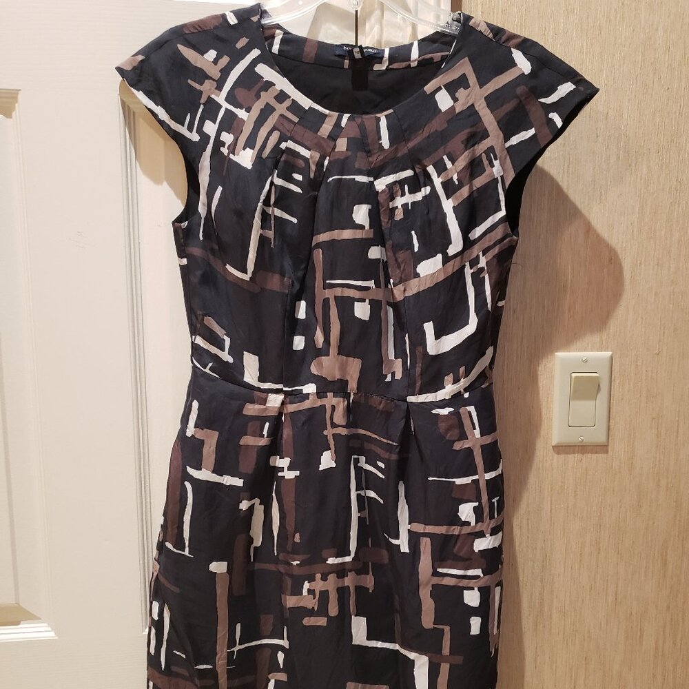 Banana Republic Black, Tan, Brown, and White Straight Line Dress - Sz  4  -Nice
